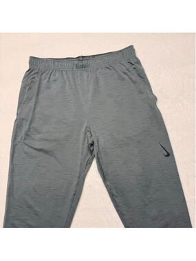 Men's Nike Gray Yoga Dri-FIT Activewear Jogger Training Pants Large